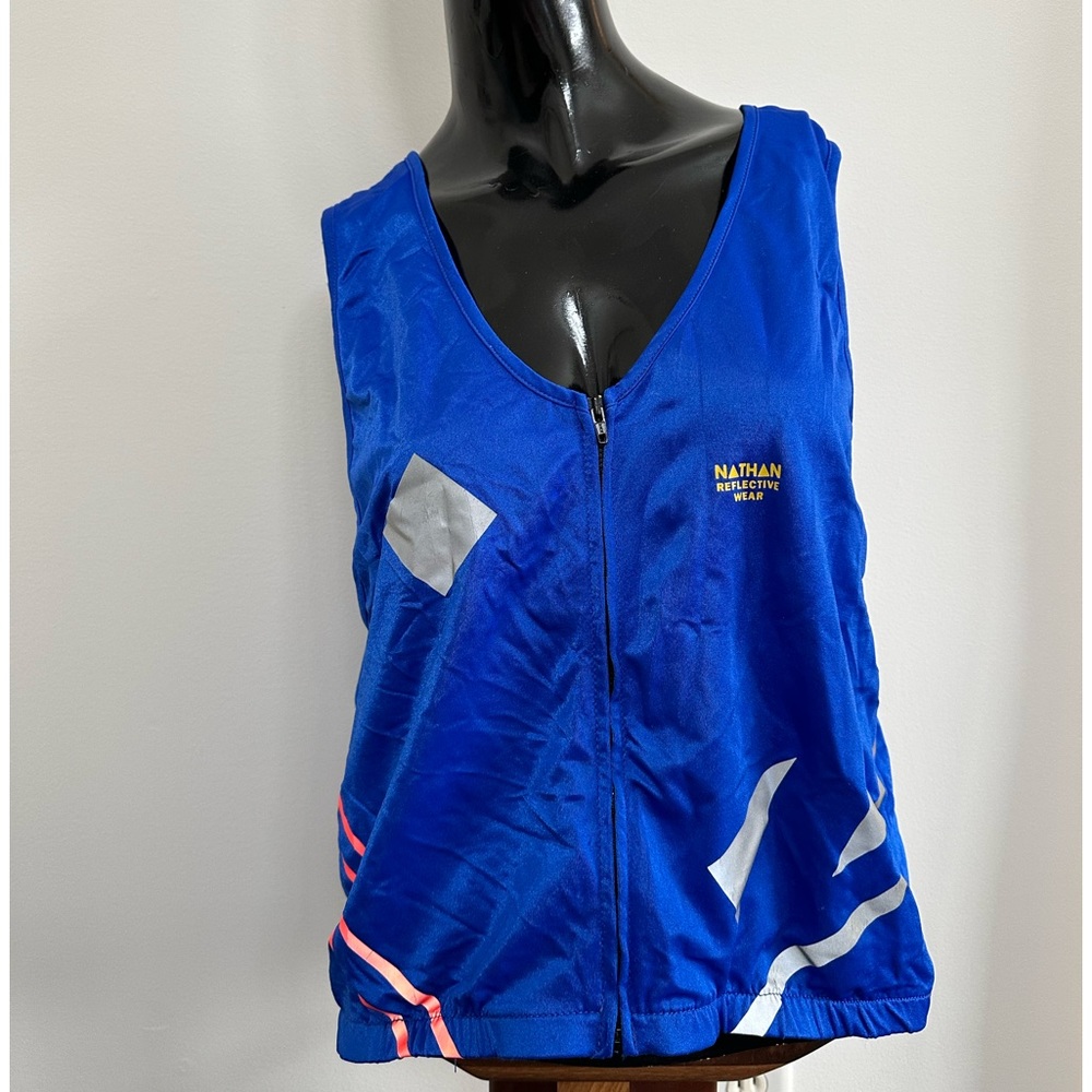 NATHAN Reflective running / walking / hiking reflective vest. size M/L